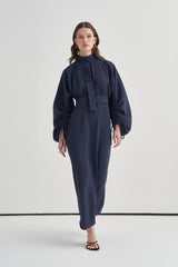 Kolu Büzgülü Kuşaklı Elbise