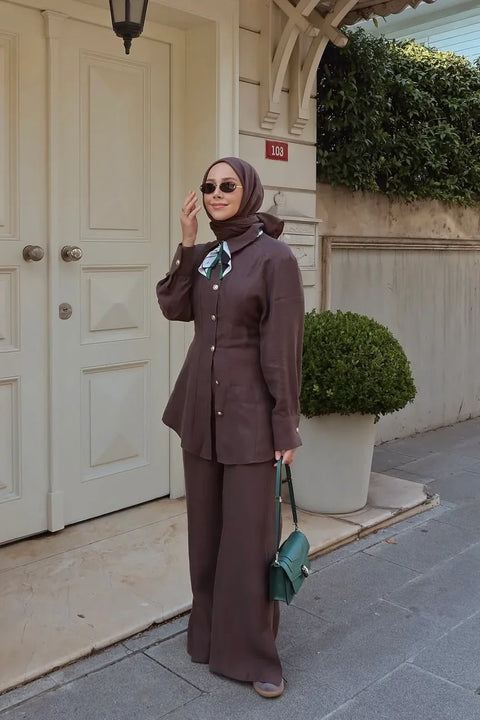 Feyza Hakyemez - Cool Suit with Gold Buttons