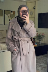 Feyza Hakyemez'in Tercihi Uzun Maxi Kaşe Kaban