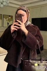 Feyza Hakyemez'in Tercihi Kısa Fox Kaban-Kahverengi