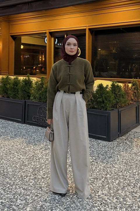 INFLUENCER OUTFITS