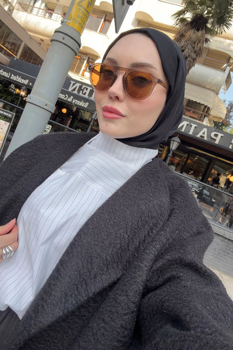 Hilal Küpeli'nin Tercihi Çizgi-Püskül Detaylı Çizgili Poplin Gömlek Ekru