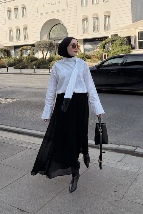 Hilal Küpeli'nin Tercihi Çizgi-Püskül Detaylı Çizgili Poplin Gömlek Ekru