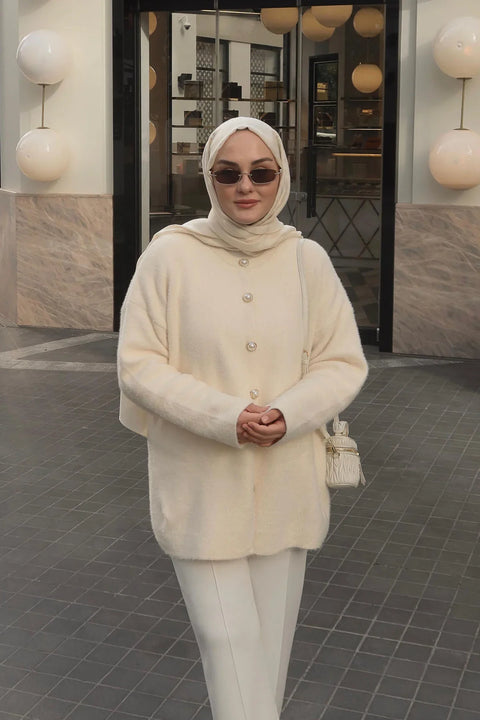 Aleyna Ataların Tercihi İnci Detaylı Sakallı Hırka