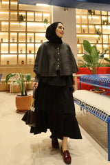 Merve Korkut'un Tercihi Pelerinli Triko Hırka - Kat Kat Etek