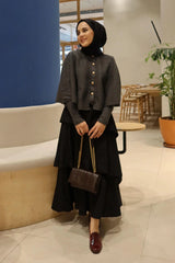 Merve Nur Akyüz'ün Tercihi Kat Kat Dokulu Etek