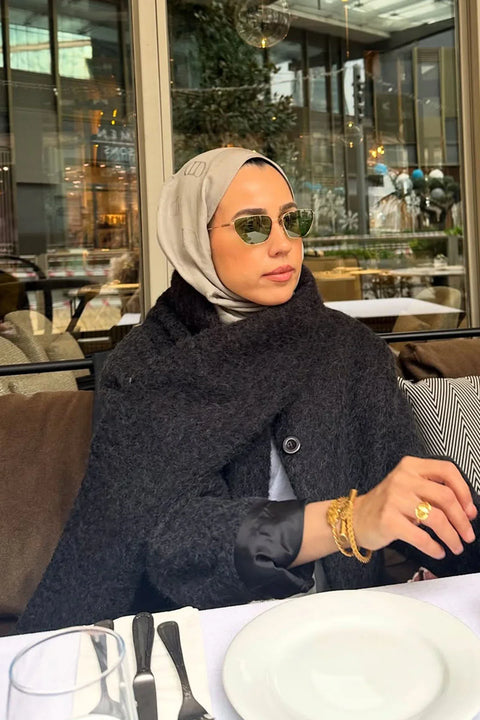 Tuba Kalyon'un Tercihi Buklet Atkılı Kaban