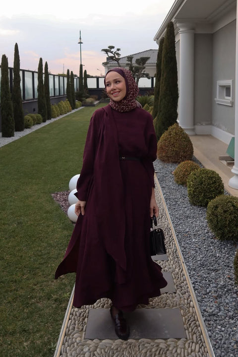 Feyza Hakyemez'in Tercihi-Asimetrik Modal Etek Bordo